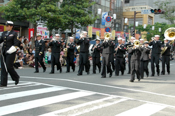 米軍音楽隊のどんたく参加