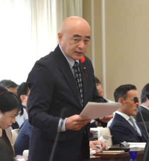 堀内てつお議員