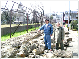 博多区の崇福寺の石壁が崩落。