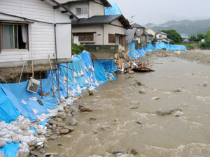 椎原川